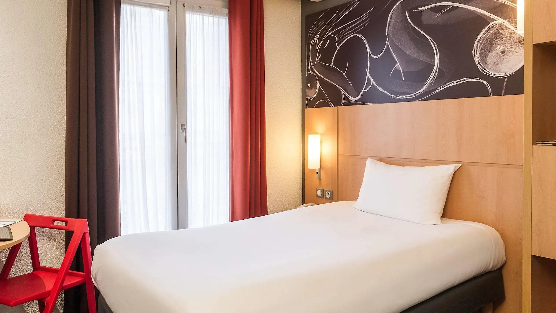 מלון Ibis Vaugirard Porte De Versailles 3*