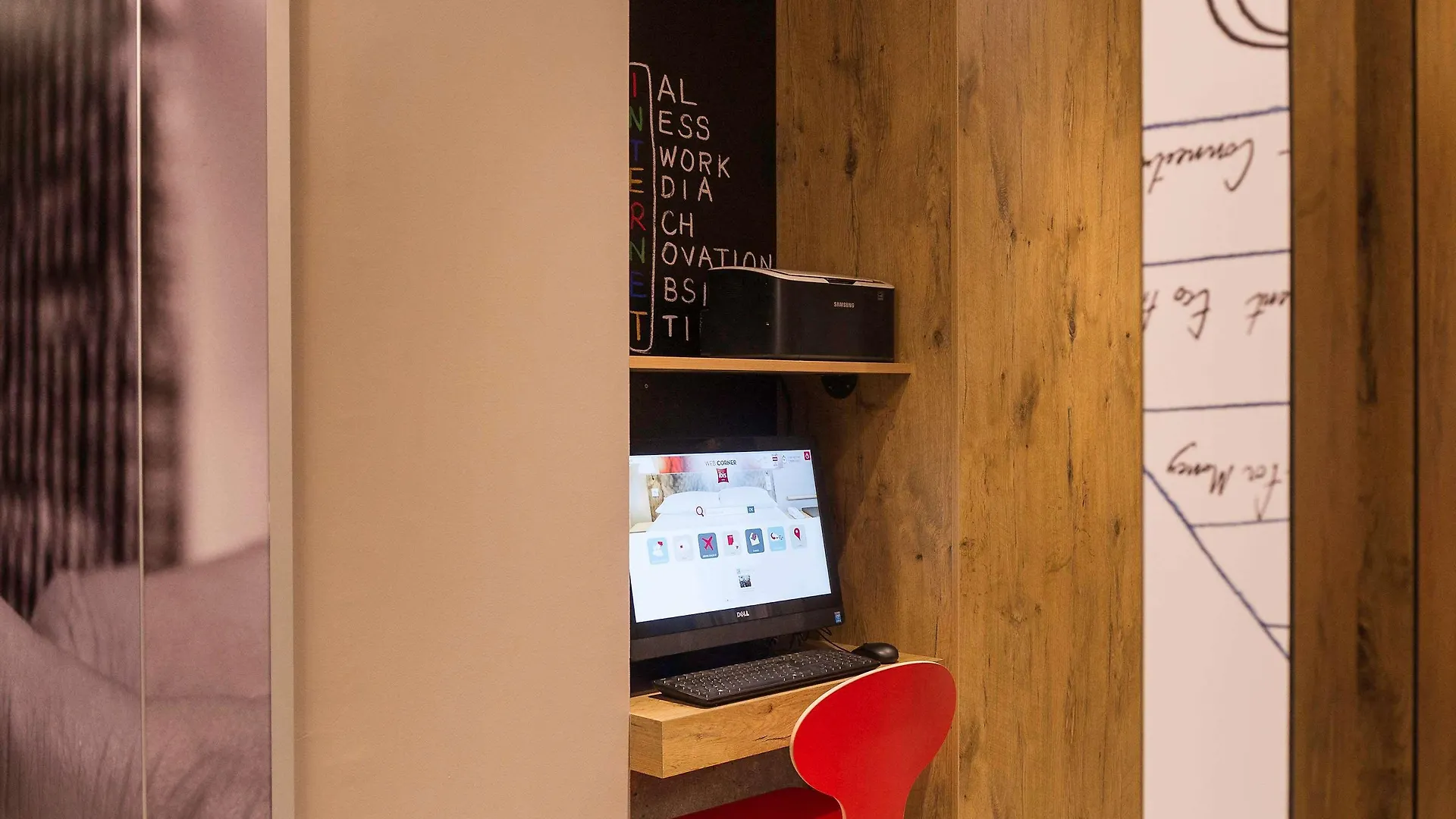 Ibis Vaugirard Porte De Versailles 3* פריז