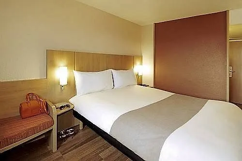 מלון Ibis Vaugirard Porte De Versailles