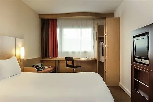 Ibis Vaugirard Porte De Versailles Parijs
